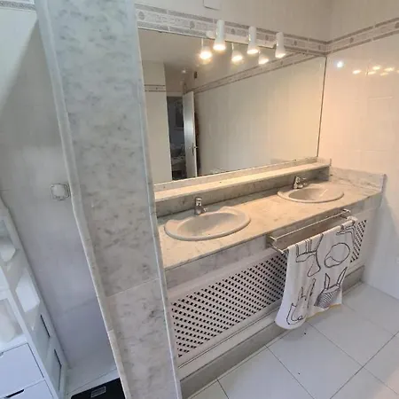 Palm Garden: 5 Minutes Walking From Beach. Amaizing Garden/outdoor * Sitges